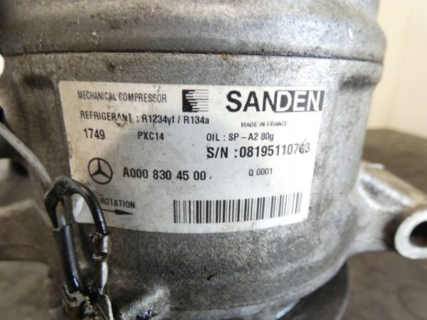 KOMPRESOR klimatyzacji Mercedes C W205 E W213 CLS 2.0CDI A0008304500