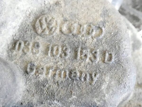 USZCZELNIACZ WAŁU VW GOLF V PASSAT A3 8P 1.9 TDI 038103153D