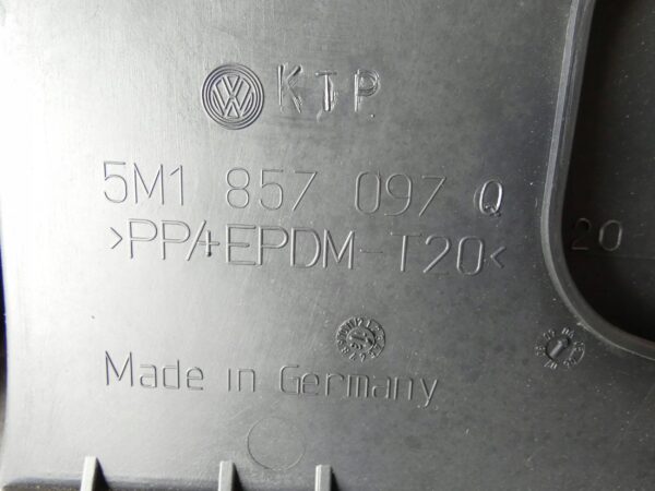 Schowek PASAŻERA VW Tiguan I GOLF VI PLUS 5M1857097Q